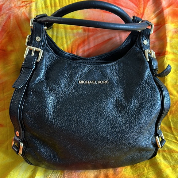 Michael Kors Handbags - Michael Kors Soft Leather 3 compartments